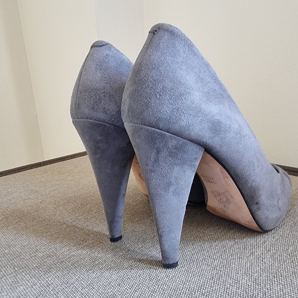 Authentic Bally Women's Peep Toe Pump Shoes Sz 6.5 US (37EU) Suede Leather Grey - Picture 6 of 10
